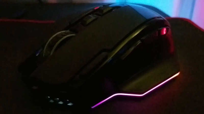 Redragon M801ドライバーのダウンロード