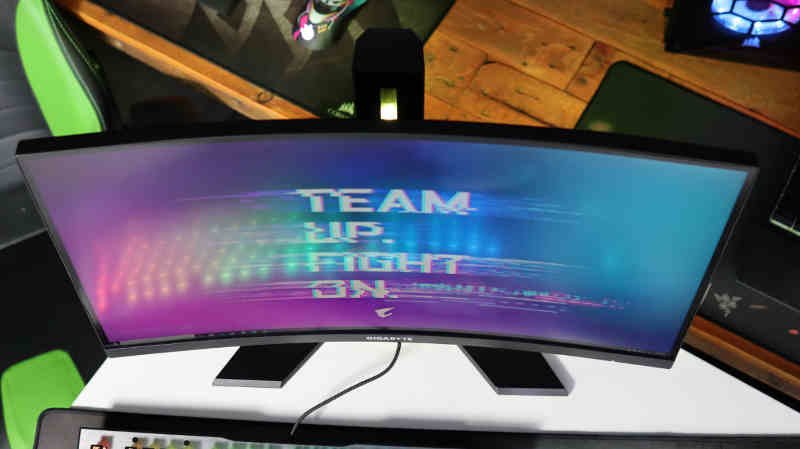 ⚡GIGABYTE G27QC ドライバー、ユーティリティ、マニュアルガイドゲームモニター